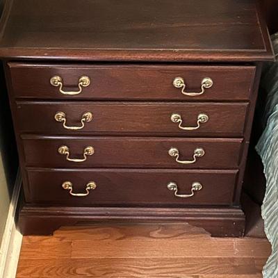 Bedroom Chippendale Style Nightstand 