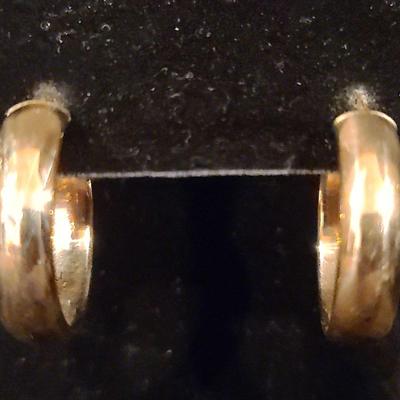 18K Gold Earrings 