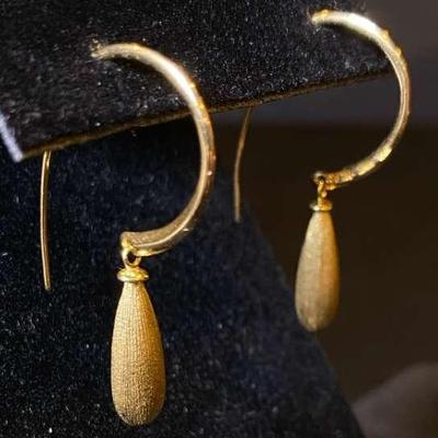 18K Gold Teardrop Dangle Earrings From Milor Italy
