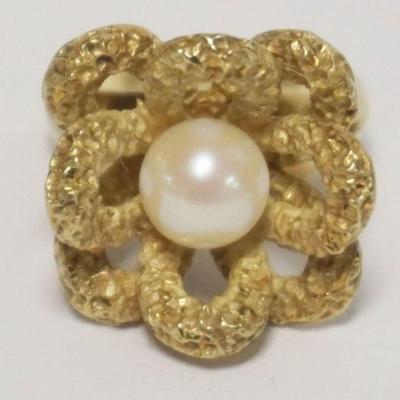 Sale Photo Thumbnail #121: 1122	14K LADIES FLORAL RING WITH PEARL CENTER, APPROXIMATE SIZE 6 1/2, 7.02 DWT INCLUDING PEARL
