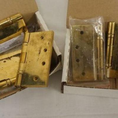 1078	6 BALDWIN CAST BRASS HINGES
