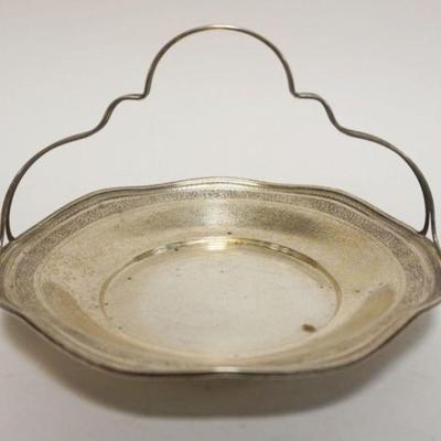 1094	STERLING SILVER HANDLED SERVING DISH, 6.3 TOZ
