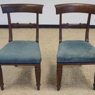 Sale Photo Thumbnail #164: 1165	PAIR OF ANTIQUE FEDERAL ROSEWOOD SIDE CHAIRS WITH CARVED CENTER SPLAT AND REEDED FRONT LEGS, EACH APPROXIMATELY 19 IN X 17 IN X 35 IN H
