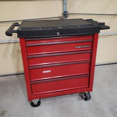 Tool chest