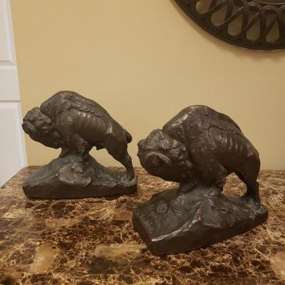 Buffalo bookends