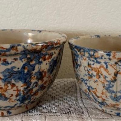 (2) Redwing Spongeware 1920's Mixing Bowls - (1) Advertising Stevens Variety Store