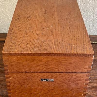 Antique Globe Wernicke 7310 C Oak Dove Tail Table Top Filer With Original Sticker