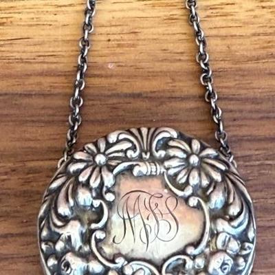 Antique Victorian Repousse Pin Pill Container With Gold Wash Interior - T Weight 15.23
