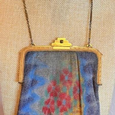 Lovely Antique Whiting & Davis Dresden Mesh Flower Figural Purse Bag With Gold Tone Frame 
