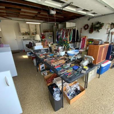 Estate sale photo