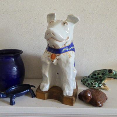 Austrian Beehive Mark Porcelain Dog/Italian Frog/Others