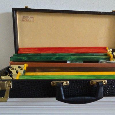 Royal Depth Control Board Games Mahjong in Black Case
