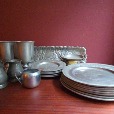 Arthur Court Cast Aluminum Bunny Tray & Pewter Collection 