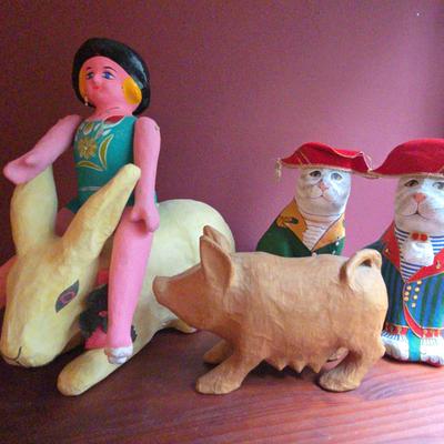 Vintage Mexican Folk Art Paper Mache 