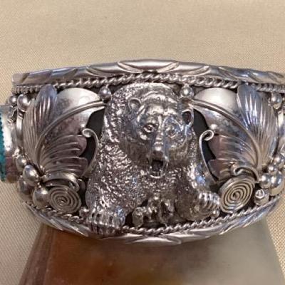 NSJ415 Large Navajo Sterling Silver & Turquoise Bear Cuff Bracelet New