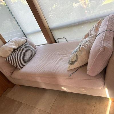Lounge chair