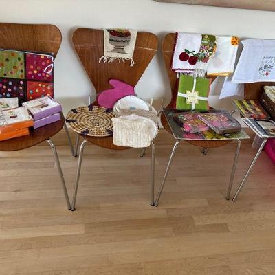 Napkins & party decor