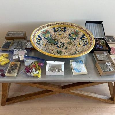 Decorative bowls & napkins rings