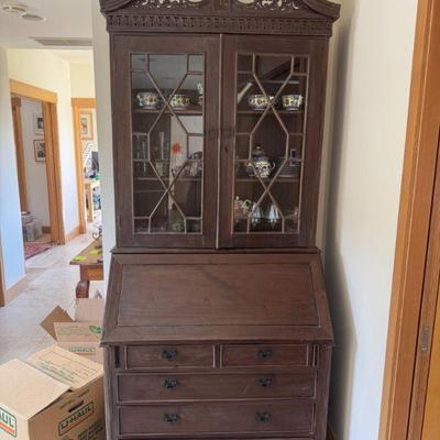 Available in Auction - Lot 12 - Desk with Bookcase Hutch
