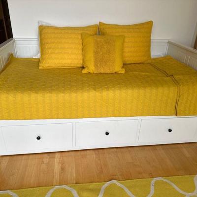 Twin bed