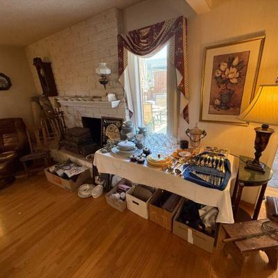 Estate sale photo