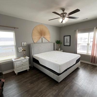 Bedroom suit 