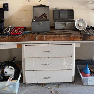 8’ Wood Work Bench & Tools That Go on Forever!