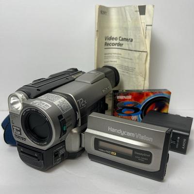 Sony CCD-TRV93 Hi8 Handycam Camcorder - Untested
