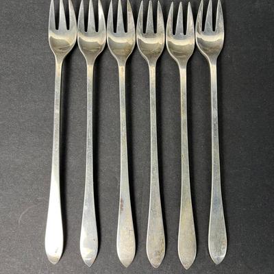 Tiffany “Faneuil” Sterling Silver Flatware: 6 Oyster Forks Lot 3