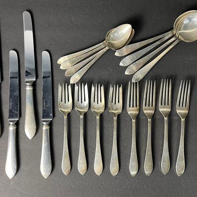 Tiffany “Faneuil” Sterling Silver Flatware: 4 5-piece Place Settings Lot 2