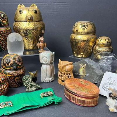 Owl Collection including Burmese Lacquerware Boxes, Herta Baller Metal Figurine, Hadeland Art Glass