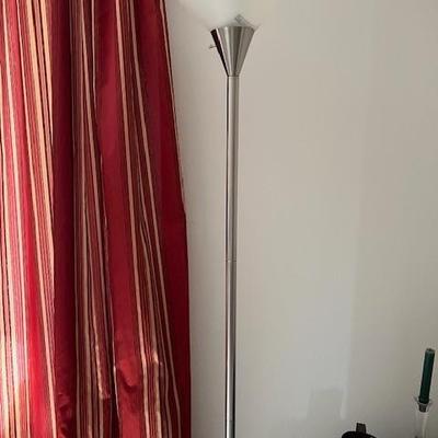 Floor lamp