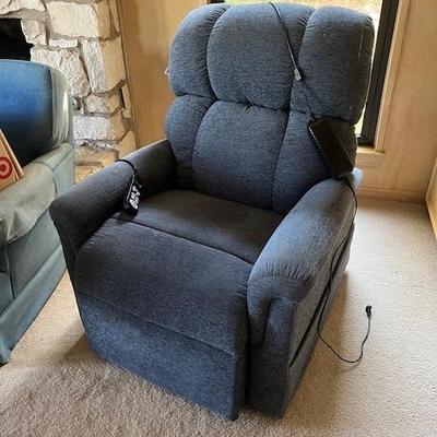 Golden STAND YOU IUP chair
Perfect condition