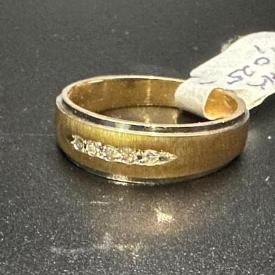 Men's diamond ring on 14k gold setting