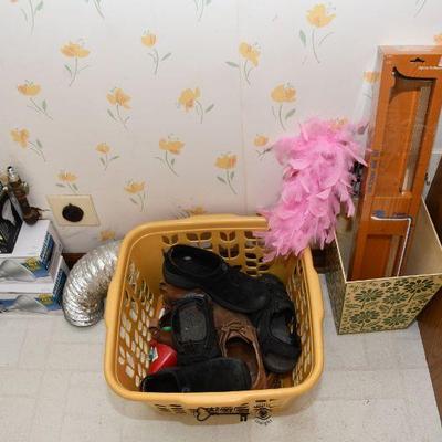 14 utility room 4)