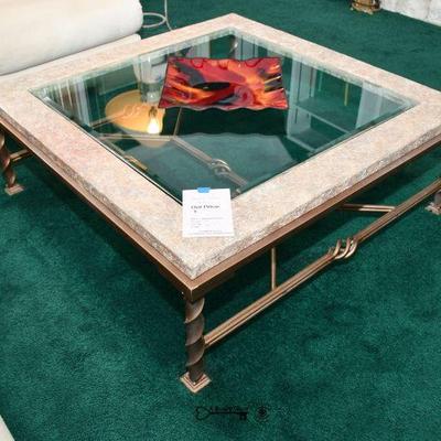 02 family room 104)