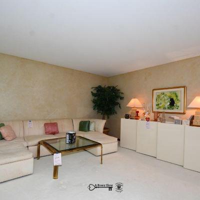 4 living room 3)
