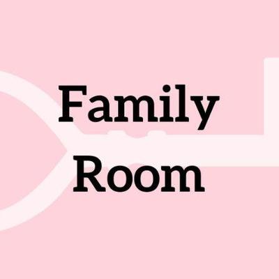 02 family room 1)