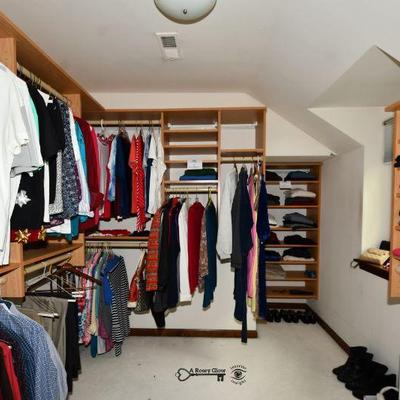 8 bedroom a 81)