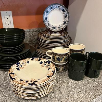 Dinner Plates, Bowls And Coffee Cups