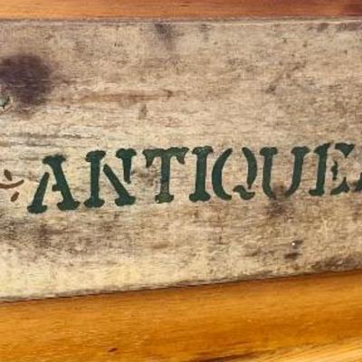 Estate sale photo