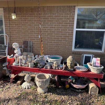 Garden accessories. Stone and cement statues. 