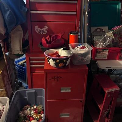 Tool chest