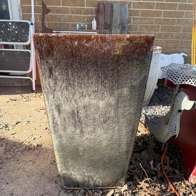 Larger ceramic planter 