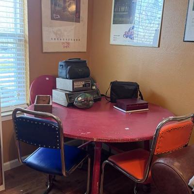 Vintage round table and chairs