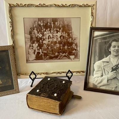 Antique Victorian Photo Album With Early 1900’s Photos 