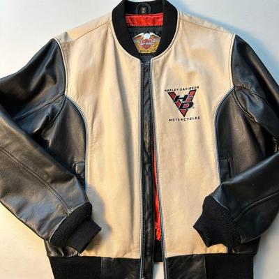 Harley Davidson Leather Jacket, Women’s Small