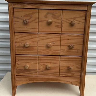 Storage Cabinet with Deciders