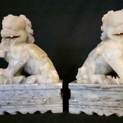 Foo Dogs