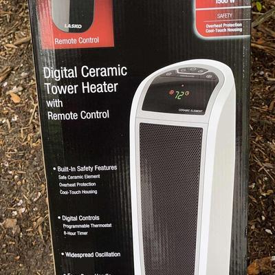 Lasko Digital  Ceramic  Tower Heater New In Box 